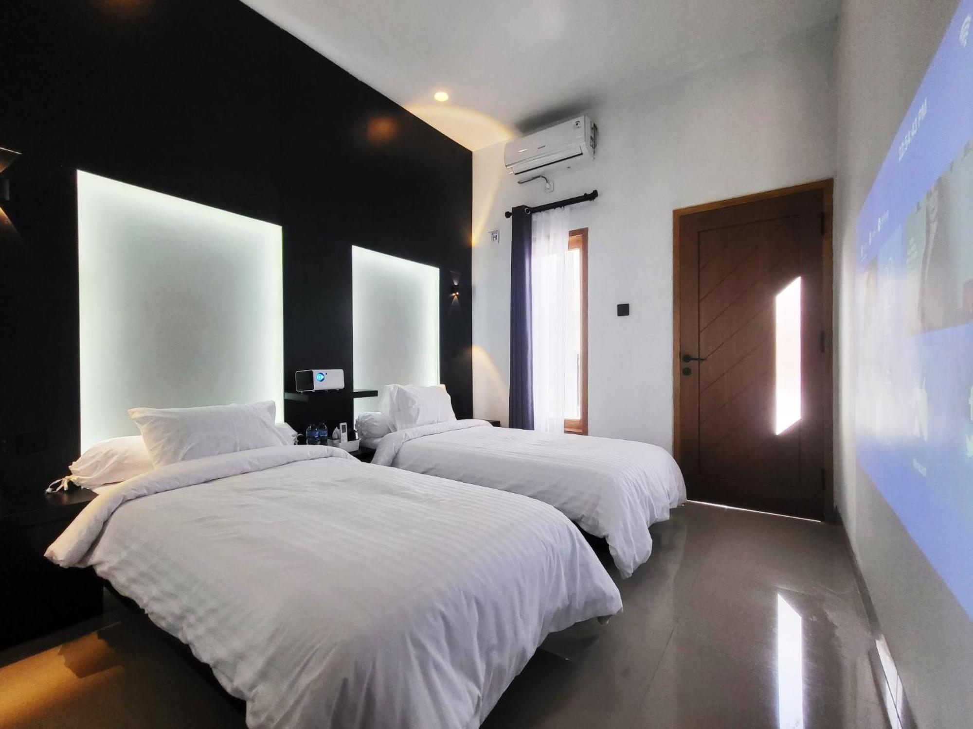 Cabin15 - Syariah Blitar Екстериор снимка