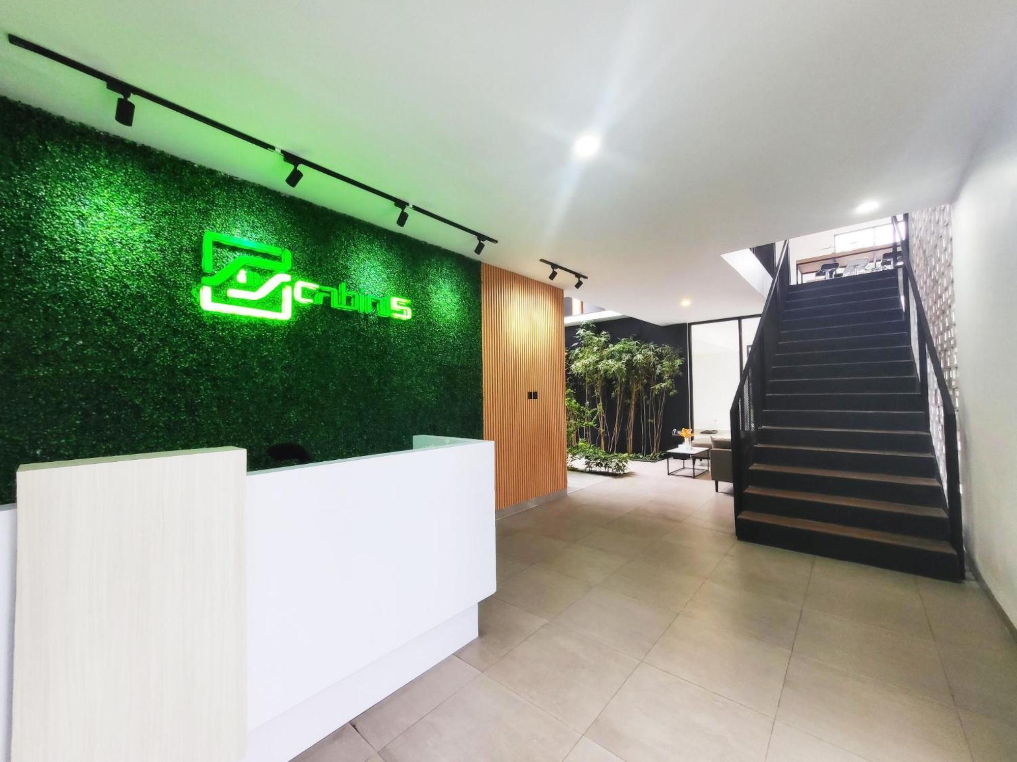 Cabin15 - Syariah Blitar Екстериор снимка