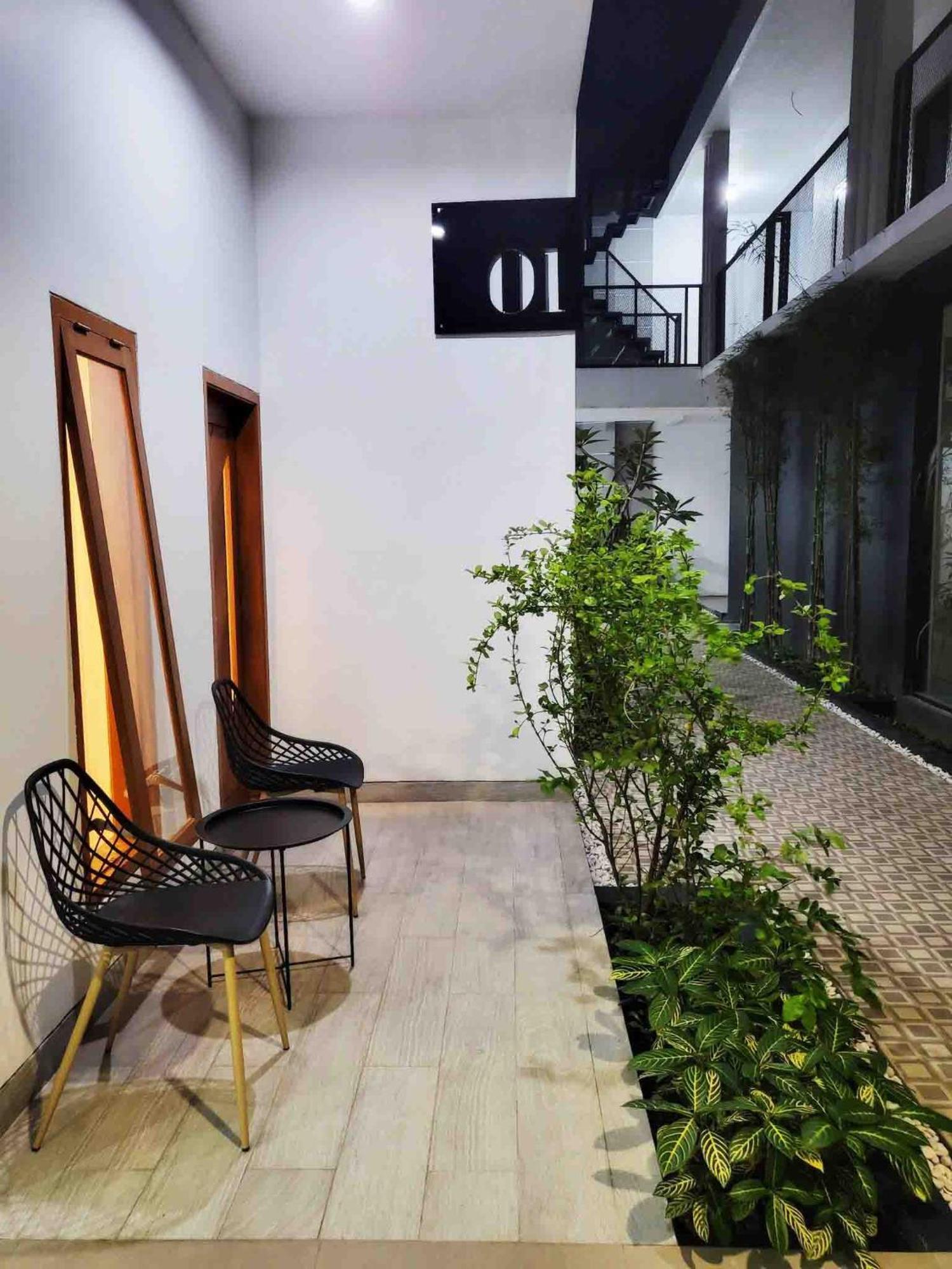 Cabin15 - Syariah Blitar Екстериор снимка